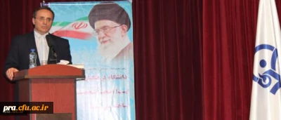 دانش آموزان با دانشگاه فرهنگیان آشنا شوند