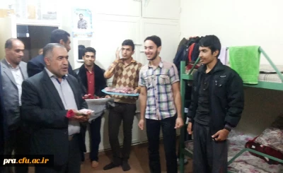 حضور رئیس دانشگاه فرهنگیان خوزستان در خوابگاه های دانشجویی بمناسبت روز دانشجو