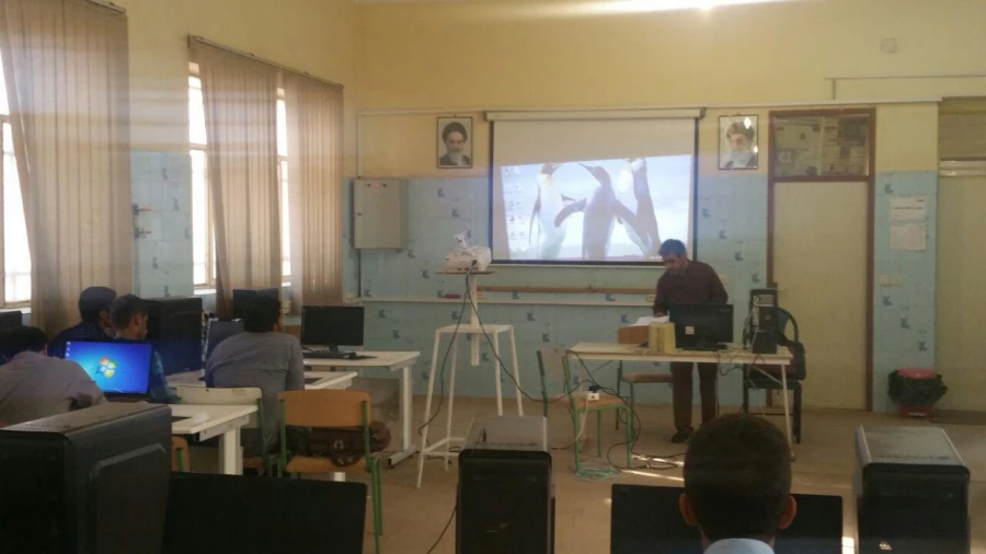 کارگاه تولید و محتوای الکترونیک