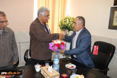 تجلیل وتقدیر از خدمات ارزنده مهندس مولازاده که به بازنشستگی نائل گردید