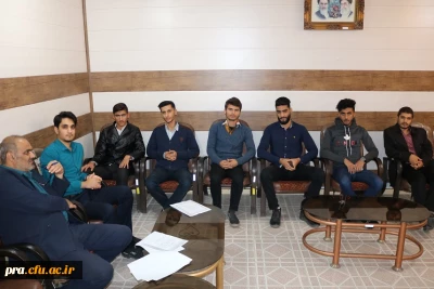 اولین جلسه اعضاء کانون همیاران بهداشت وسلامت جسم وروان