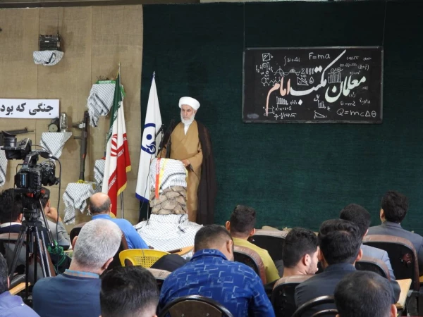 یادواره شهدا معلمان مکتب امام در پردیس حضرت رسول اکرم (ص) برگزار شد 2