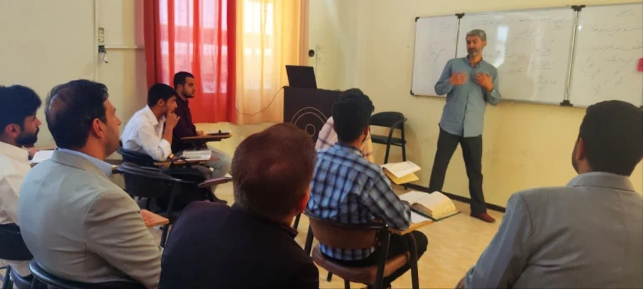 برگزاری دوره ی آموزشی قرآن کریم ویژه ی دانشجومعلمان برادر سراسر استان در پردیس حضرت رسول (ص) 2