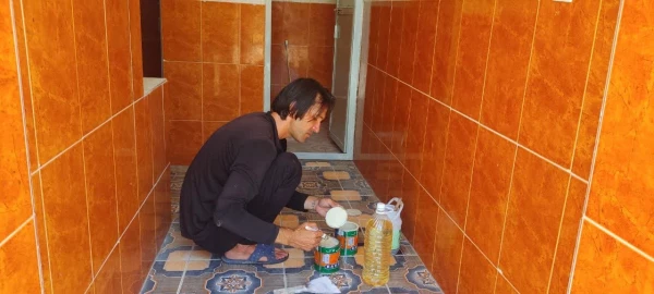 عملیات بهسازی ، بتن ریزی و رنگ آمیزی محوطه بیرونی سرویس های بهداشتی پردیس 2