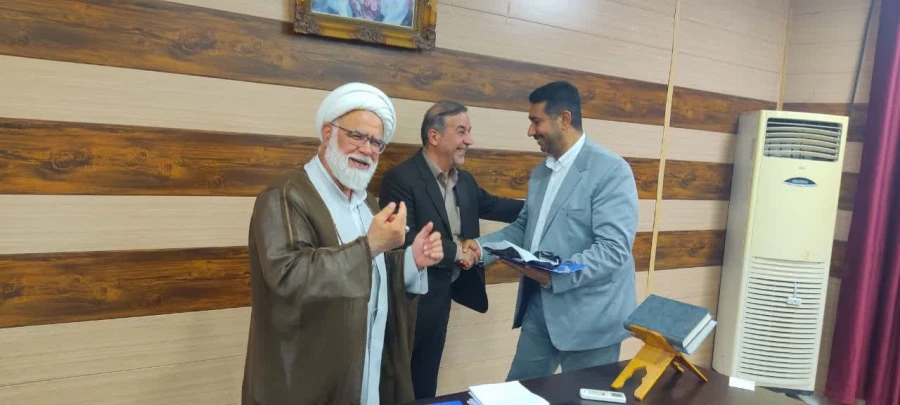 برگزاری جلسه معارفه دکترحاذق نژاد به عنوان معاونت توسعه منابع و امور دانشجویی پردیس حضرت رسول اکرم (ص) اهواز 2