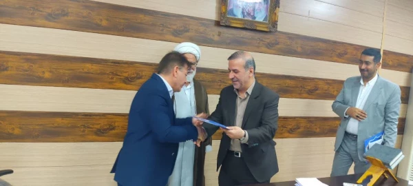 برگزاری جلسه معارفه دکترحاذق نژاد به عنوان معاونت توسعه منابع و امور دانشجویی پردیس حضرت رسول اکرم (ص) اهواز 2