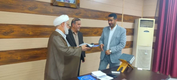 برگزاری جلسه معارفه دکترحاذق نژاد به عنوان معاونت توسعه منابع و امور دانشجویی پردیس حضرت رسول اکرم (ص) اهواز 2