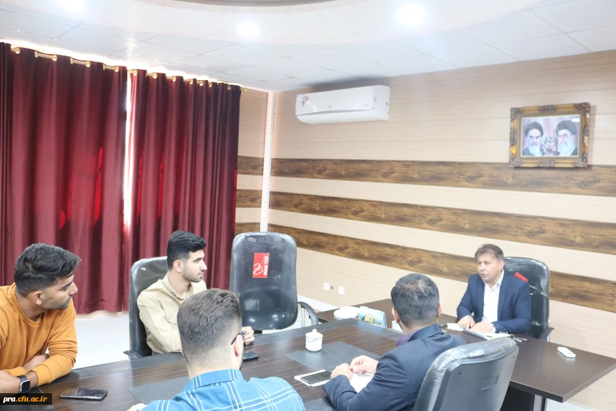 جلسه شورای صنفی با معاونت پشتیبانی پردیس دکتر حاذق نژاد 5