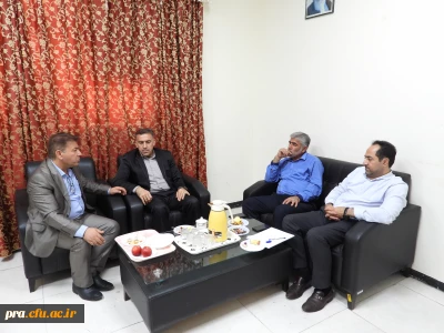 جلسه اداری معاونت پشتیبانی پردیس دکتر حاذق نژاد با واحد سرپرستی