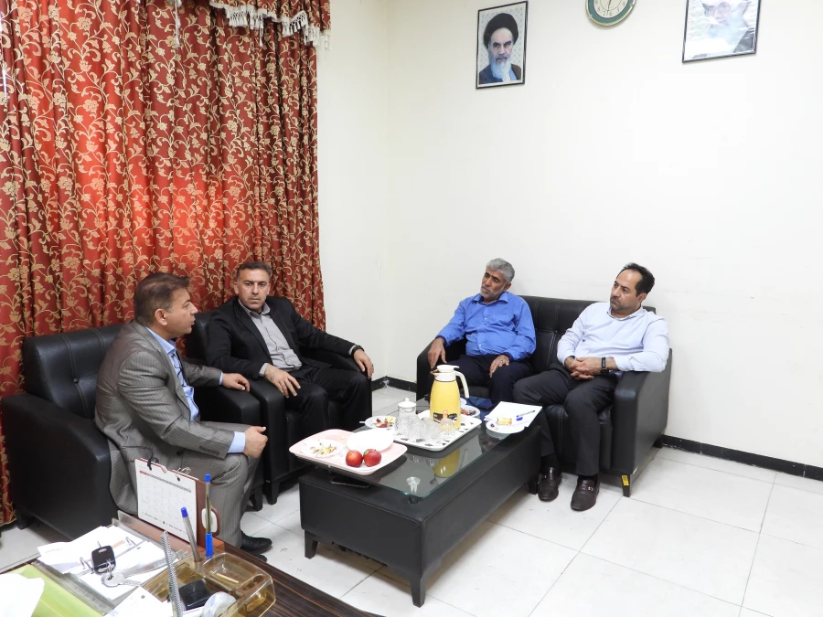 جلسه اداری معاونت پشتیبانی پردیس دکتر حاذق نژاد با واحد سرپرستی 5