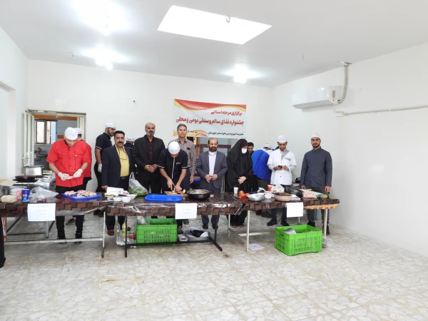 کسب رتبه اول جشنواره غذای سالم ، سنتی ، بومی و محلی توسط دانشجو معلمان پردیس حضرت رسول اکرم(ص) در استان 2
