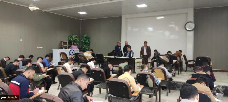 بازدید دکتر صالحی رئیس  دانشگاه فرهنگیان خوزستان  از روند برگزاری امتحانات پایان نیمسال اول پردیس حضرت رسول اکرم (ص) 2