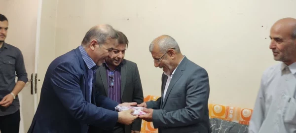 نشست و گفتگوی صمیمانه نماینده ی شورای شهر اهواز در پردیس حضرت رسول اکرم(ص)  2