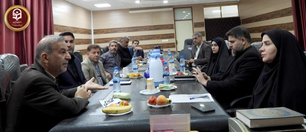 نشست هم اندیشی جهت رفع چالش های پردیس رسول اکر(ص) اهواز با حضور مدیرکل سیاسی- اجتماعی استانداری، فرماندار و شهردار شهر کارون برگزار گردید 6